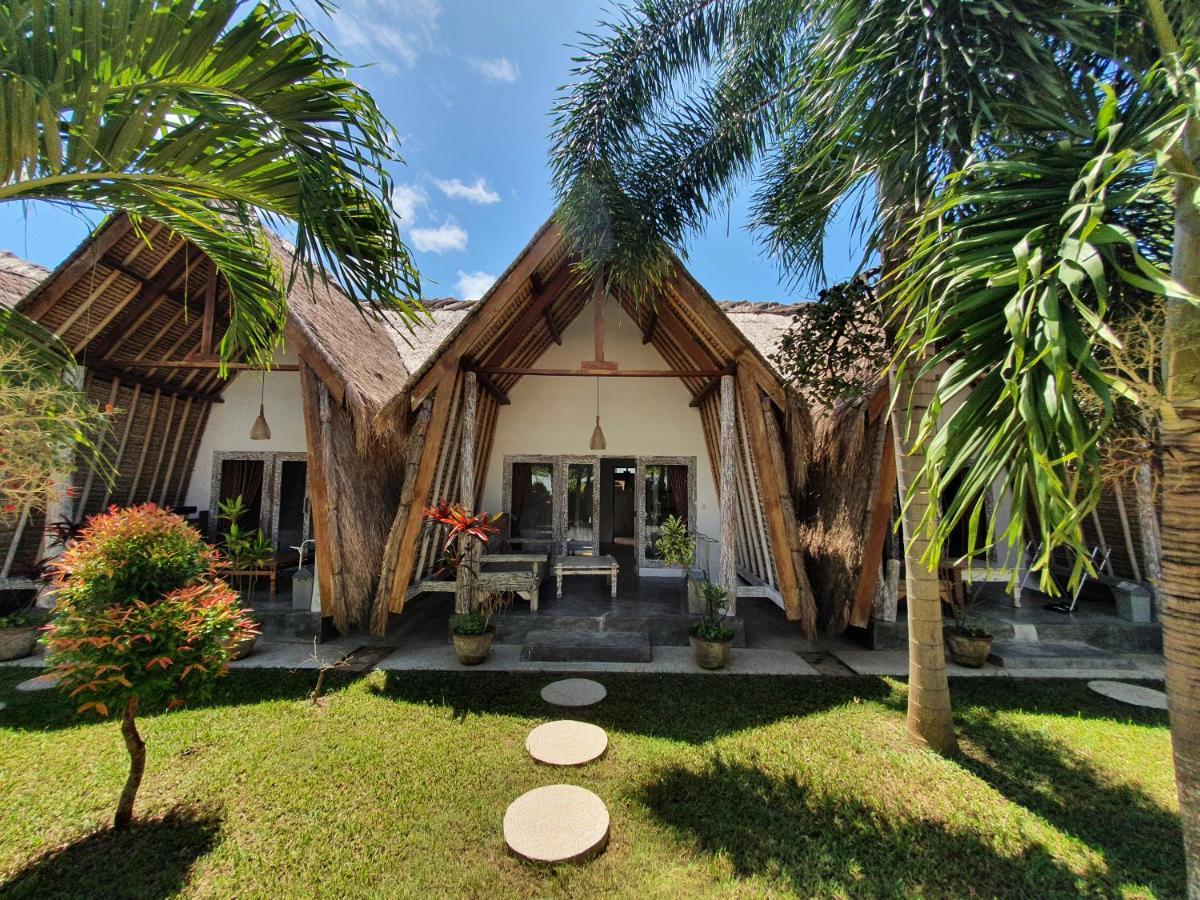Palm Green Hotel Kuta  Exterior photo