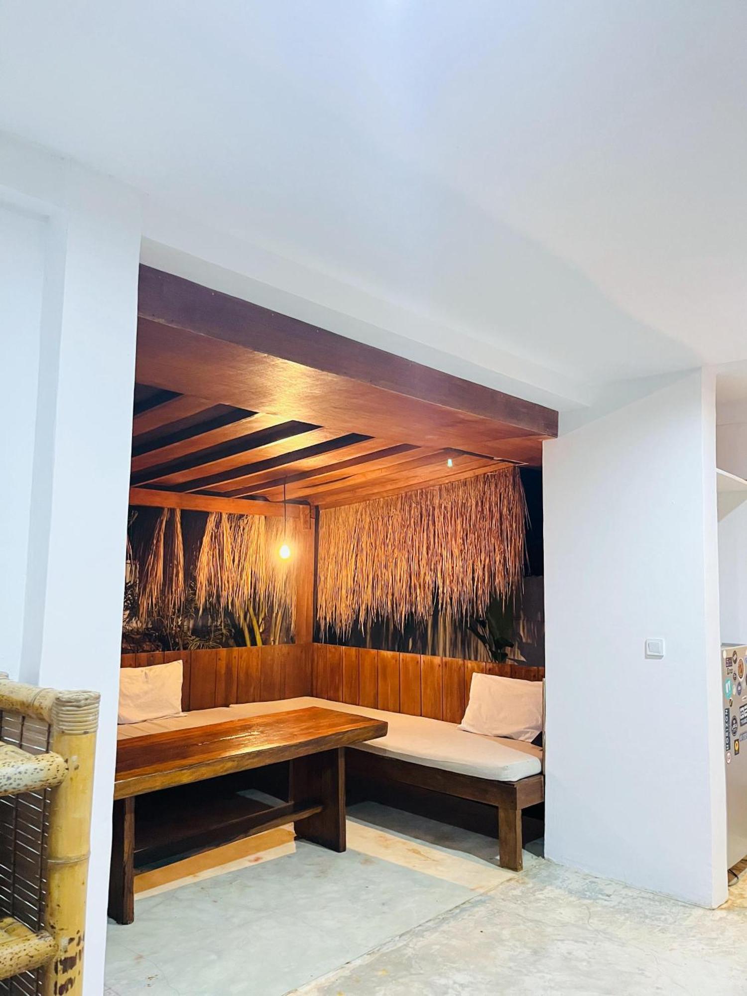Palm Green Hotel Kuta  Exterior photo